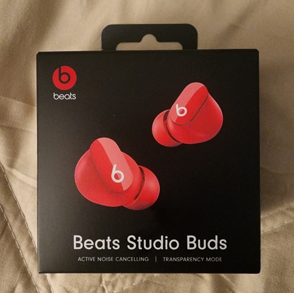 Beats Studio Buds - Picture 5 of 9